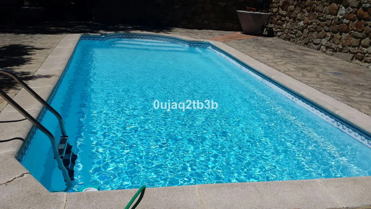 76747c6b-1b42-45ce-8ee5-724ef16170a5