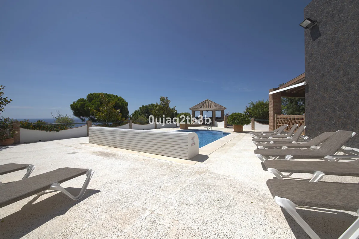 a660adbf-74ca-4b92-8018-6cee75e4f2f1