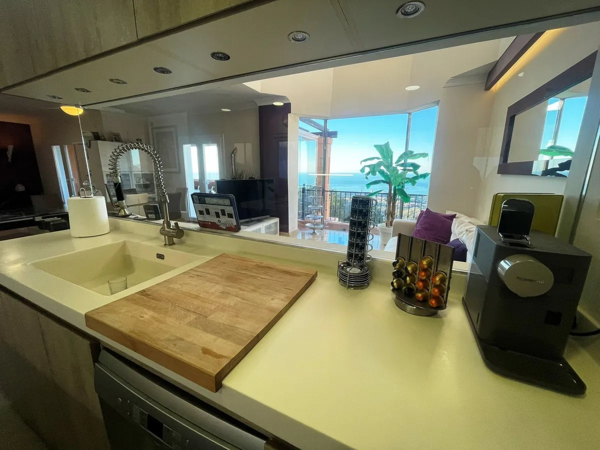 f5082114-6e20-44f2-abb5-1492efb4845e