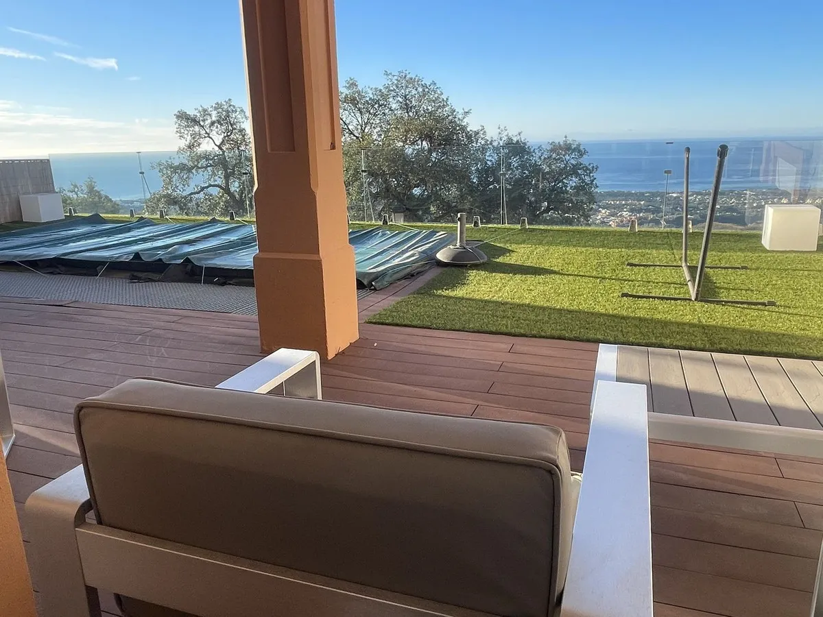 fea2bbe9-3fb5-43d9-a8b8-70cdbe3c32ec