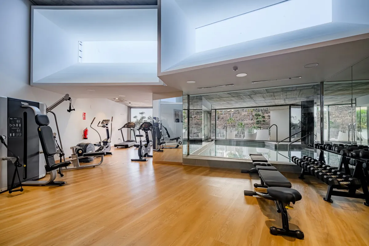 009f5679-268c-48e5-b0fc-168654370776