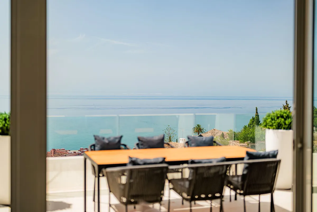 59ddaf9d-a48a-4253-8ea8-9ce0500b3a55