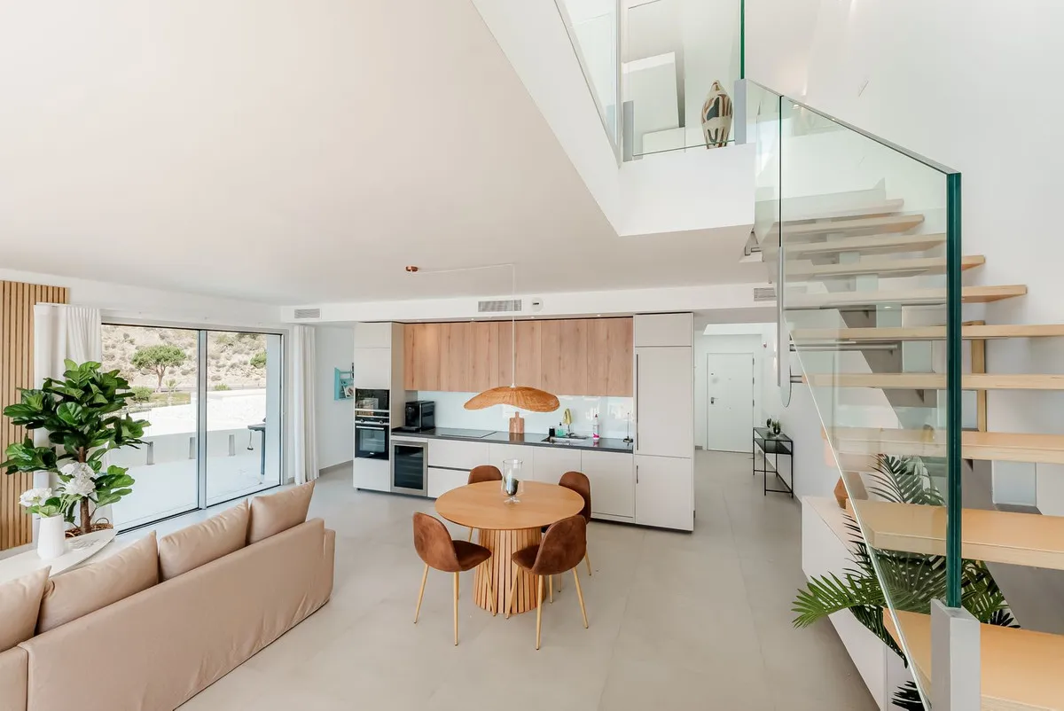 aed3814b-3bb1-459f-8c75-c6fe08ae3241