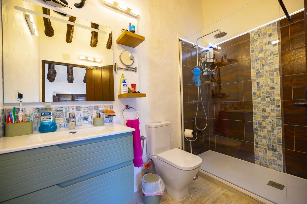 0f278020-51e1-449b-ab9e-8a1dfea74526