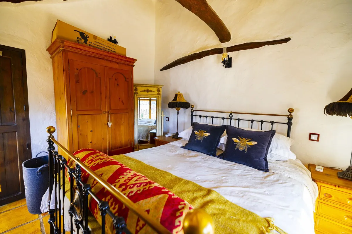 2d7c8427-e1fd-4c96-ac6a-39464cb16999