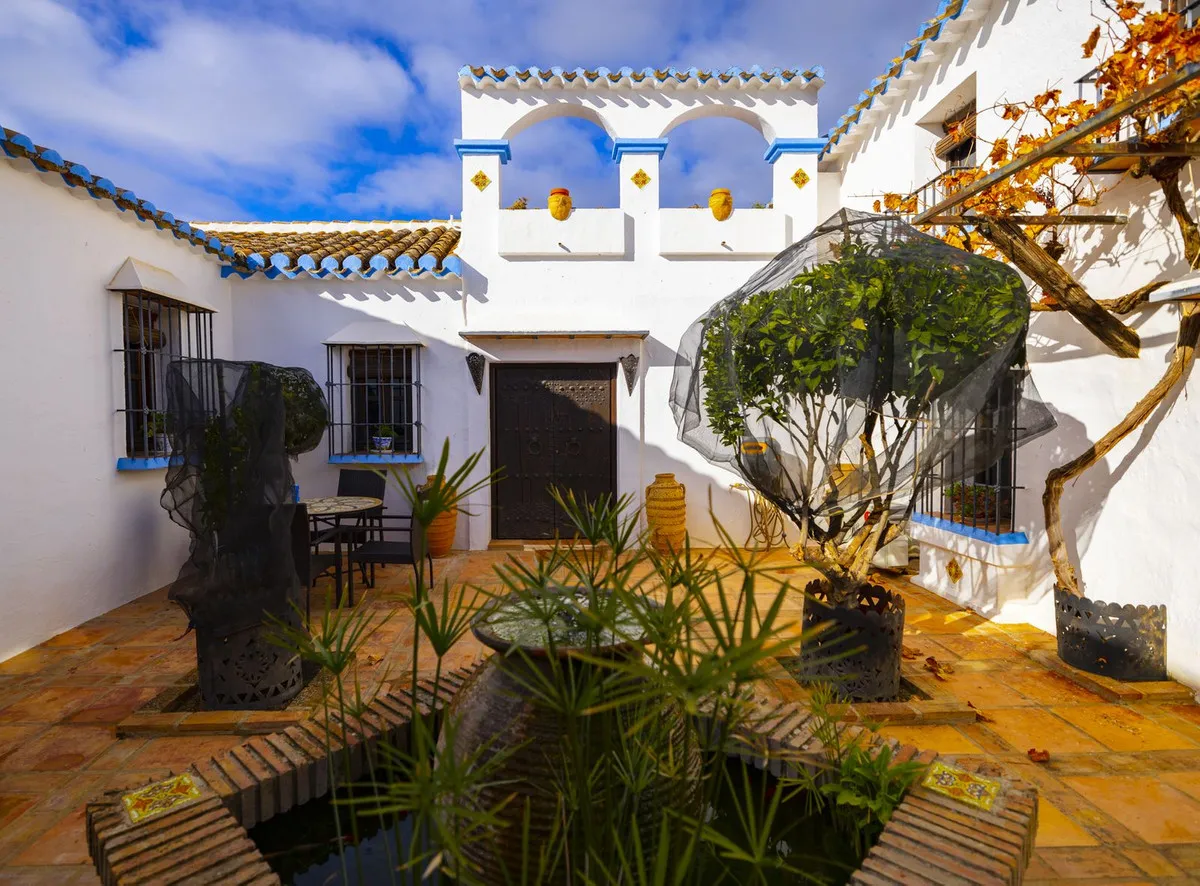 c5f951ec-c884-4e53-afc3-b70064fbd673