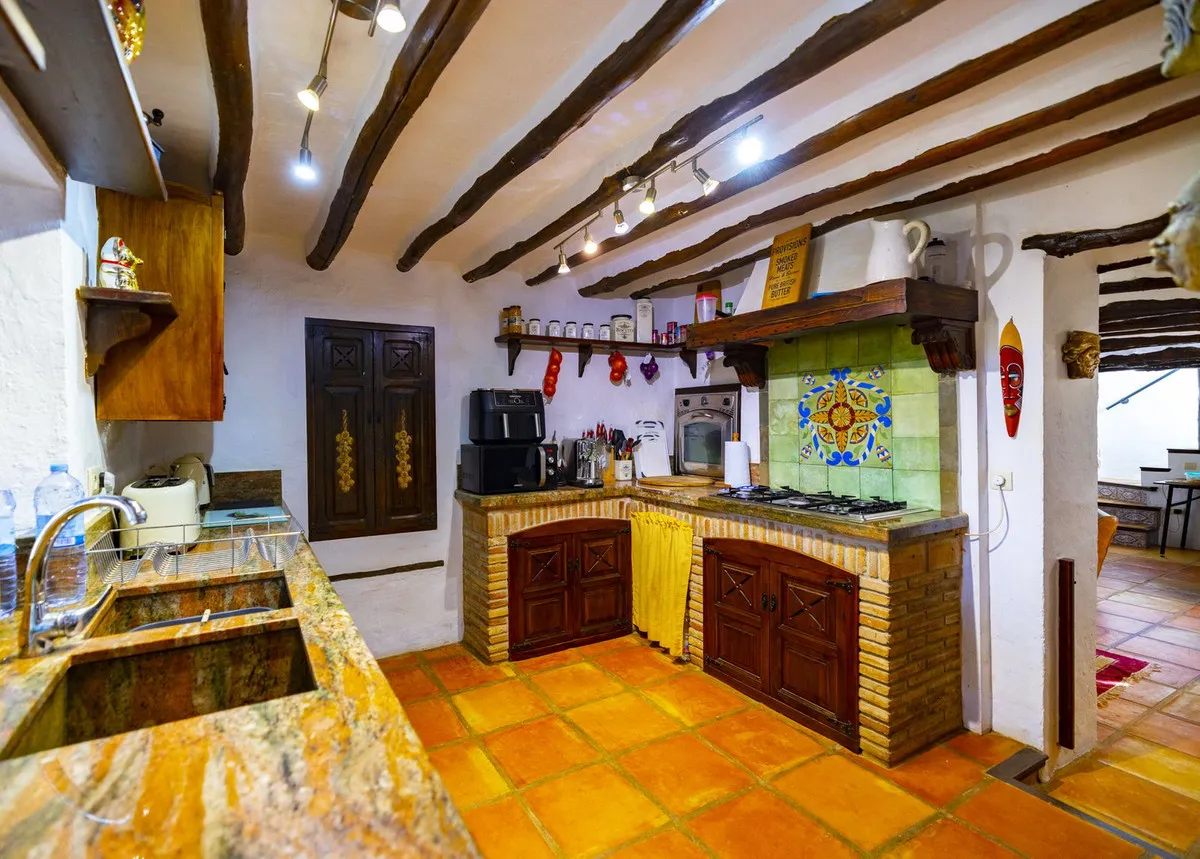 f8bb8e35-c188-4ddc-b9bb-5672fb9743e3