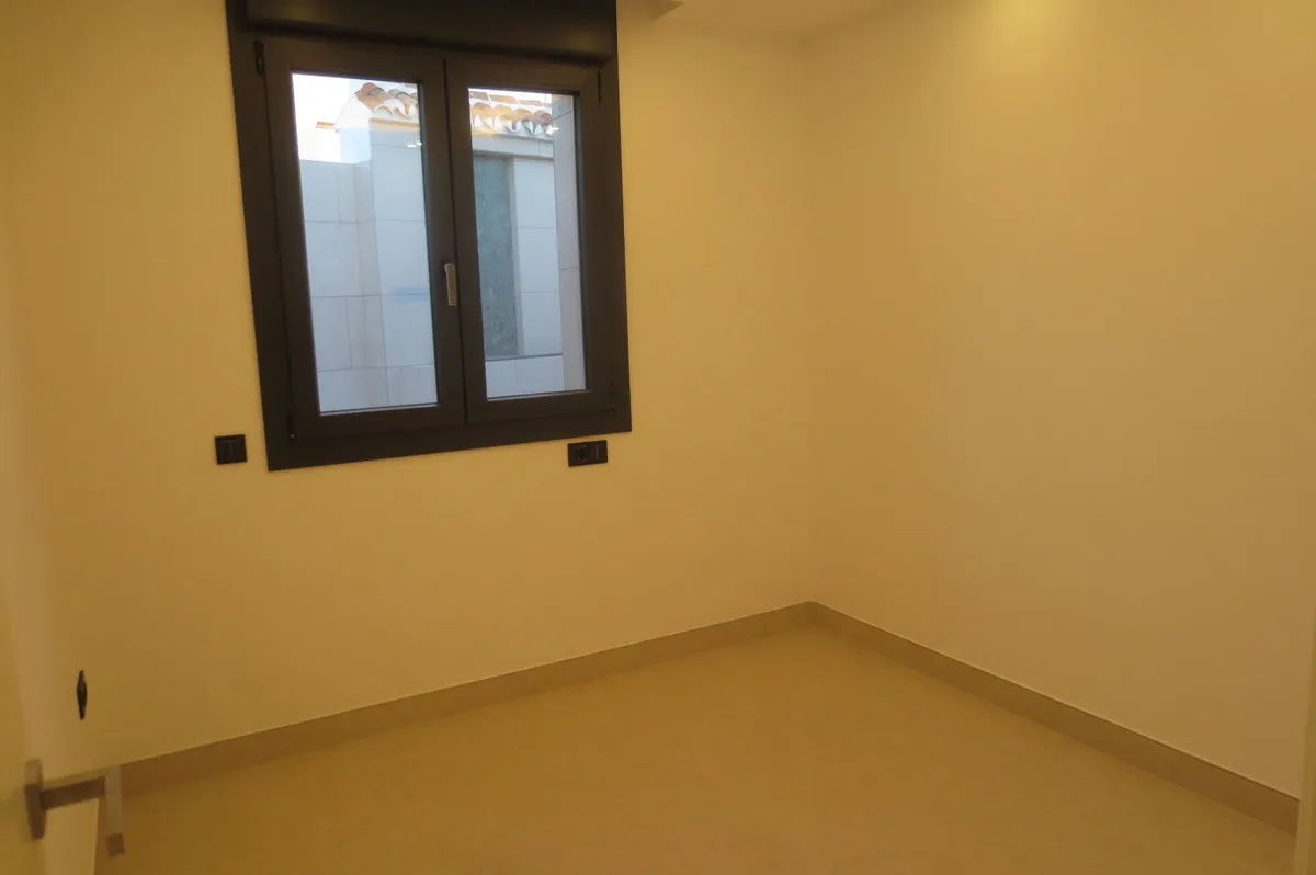 506f67ae-703e-45e5-8693-22bcf4701cc4