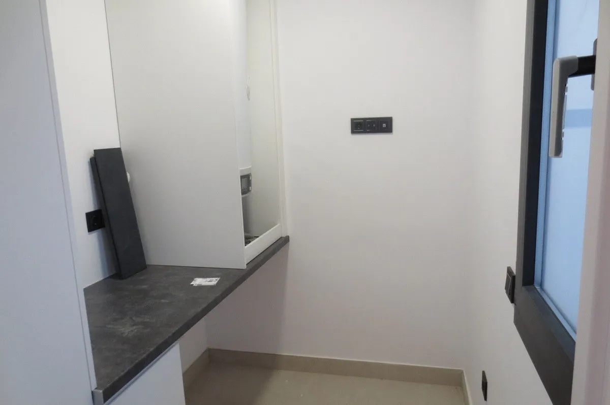 755e999a-dd10-4b95-a104-9f601e223d99