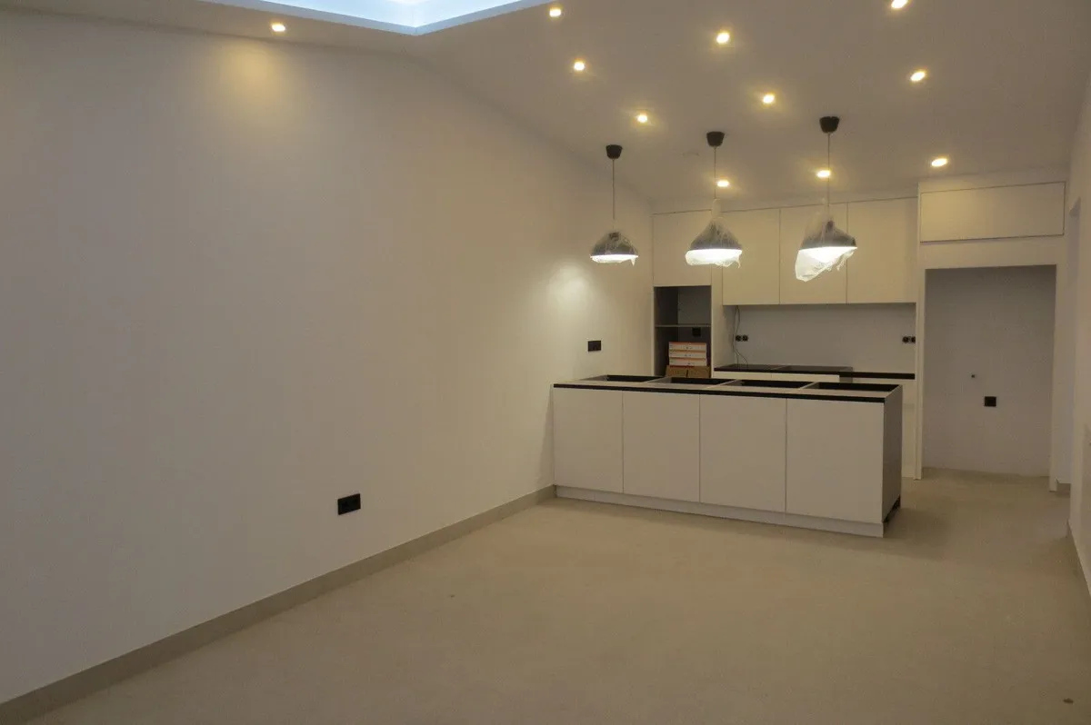 7b09c78d-a051-4c51-a998-821430536119