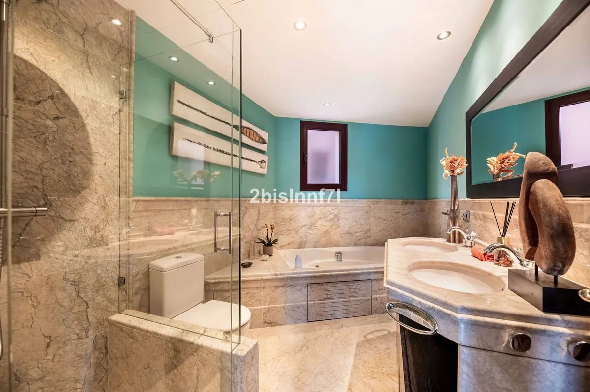 d2b7d951-468d-4f58-b078-f7ef6d67fd29