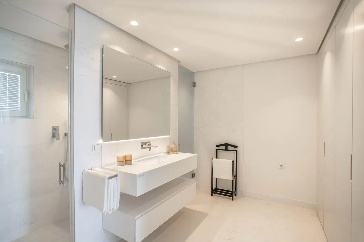 71818820-1347-4f78-9e83-42cac274a8ed