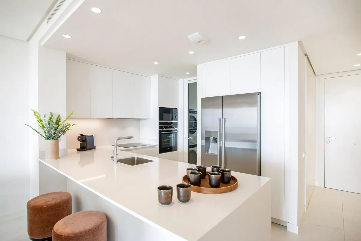 82c3796c-5cd2-4145-9b42-53938cf97d79