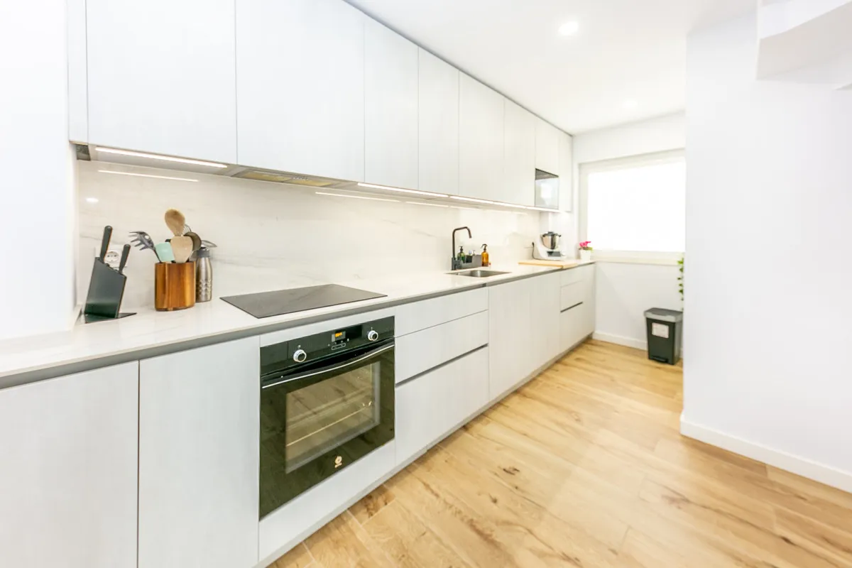 803eb2e4-9878-4dd6-9855-41674ae6d362