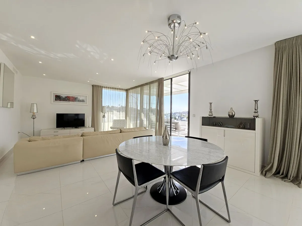 4453814c-6730-4c53-8a82-f962029b15ed