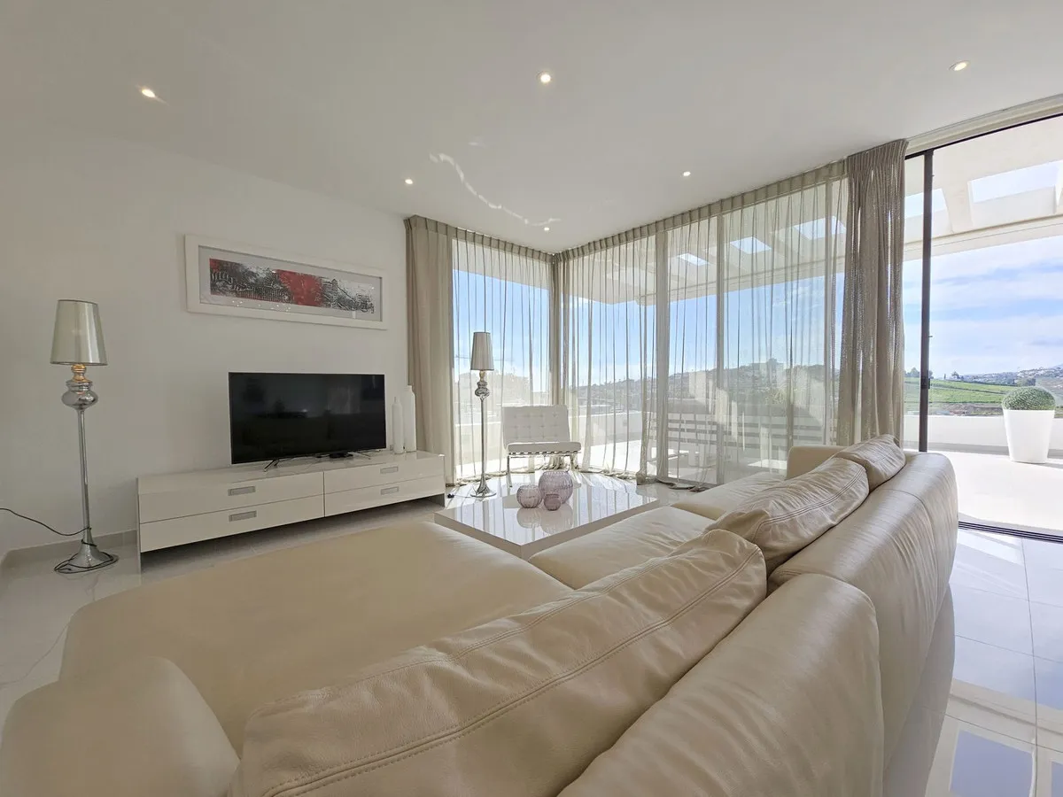 6fbde817-29c1-4166-8468-1f10e6e27300