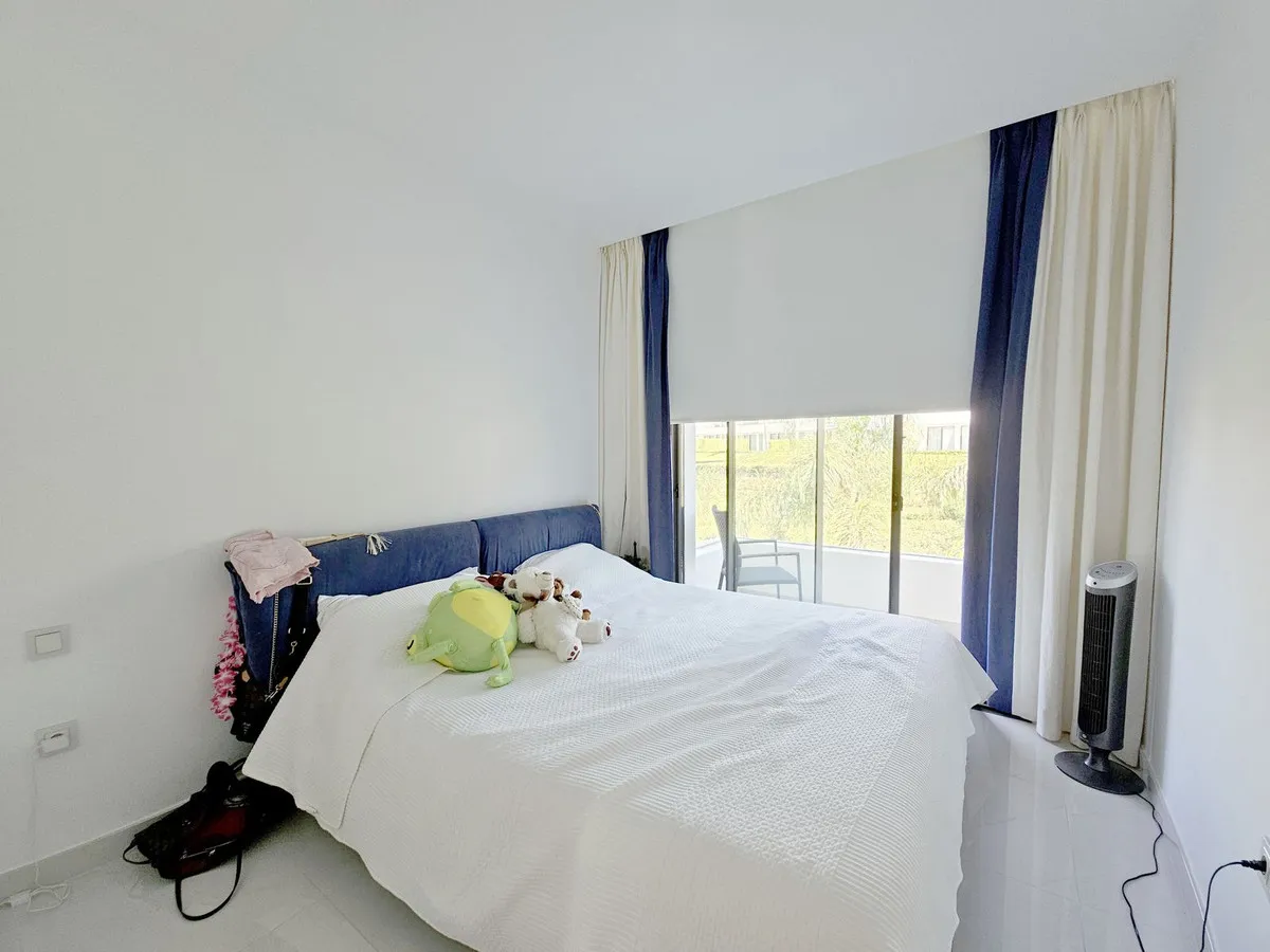 7b7fe4af-256e-42ae-8d3b-7262fe38c72d