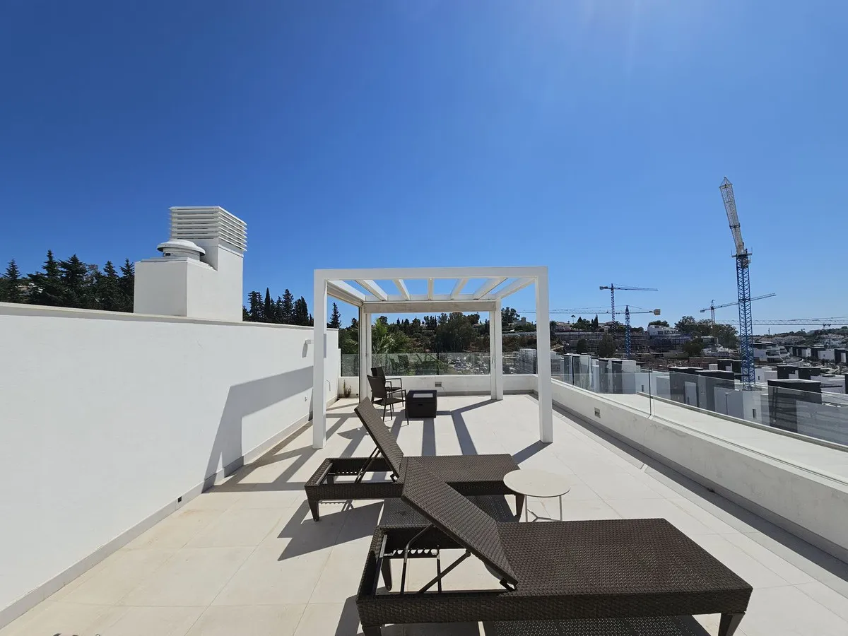 917923fd-b7a0-48f9-a1a1-fb811ddf8bcc