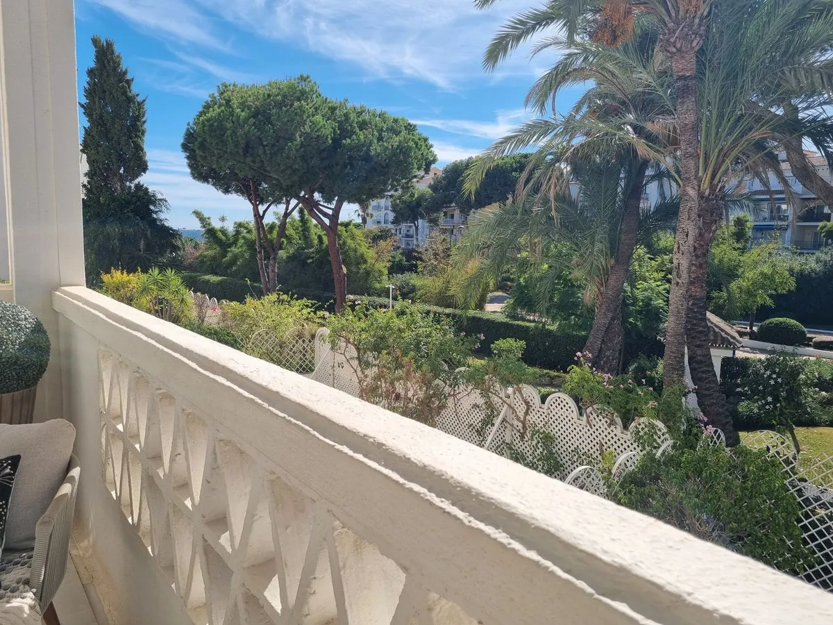 0b4ccdc3-b667-4f13-83f9-7c77f20f1b96