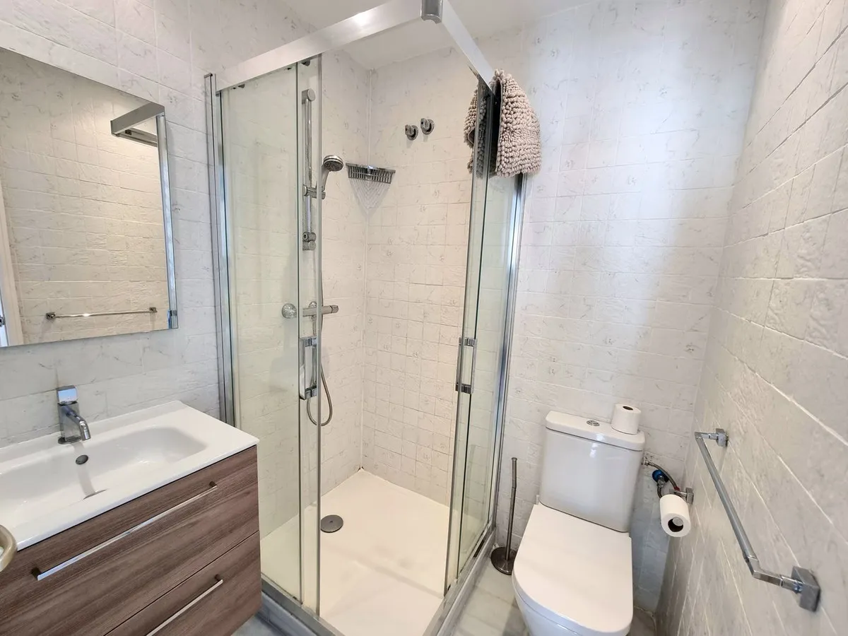 1da26784-83f0-424e-8a4e-082e93984d67