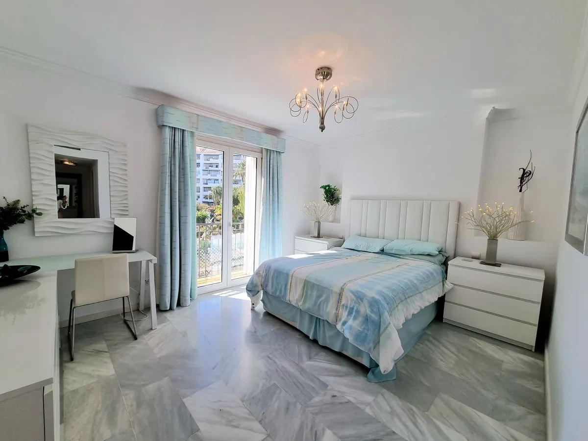 3cb37221-6e1f-4925-8853-9f8d79637ff9