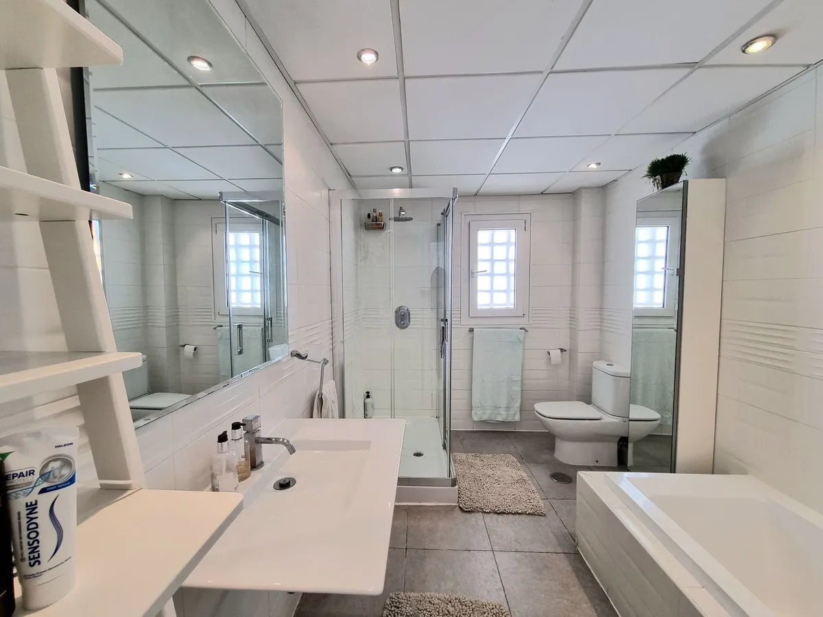 72bfab07-a950-4073-8a44-ab8dabede4d8