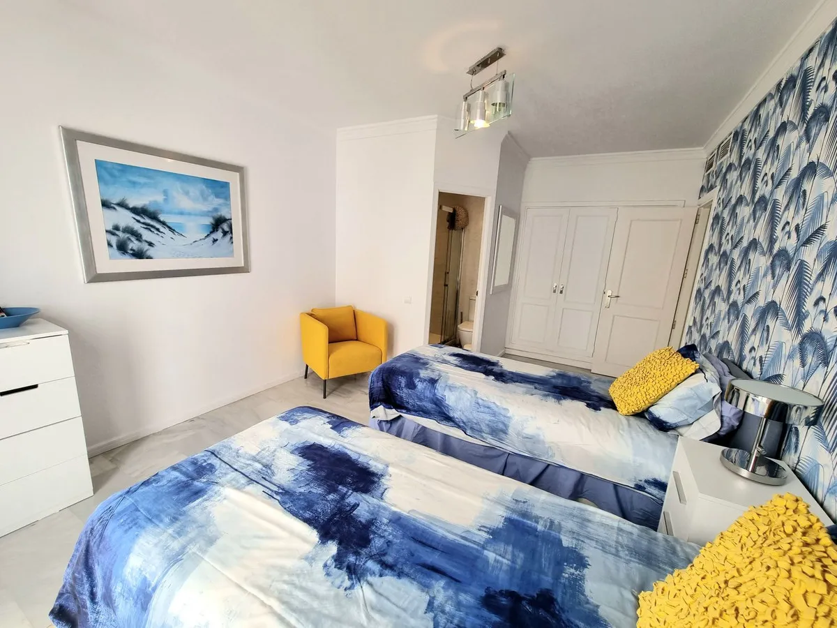 c86da6f4-62d0-41db-8abe-017b7bd3b369