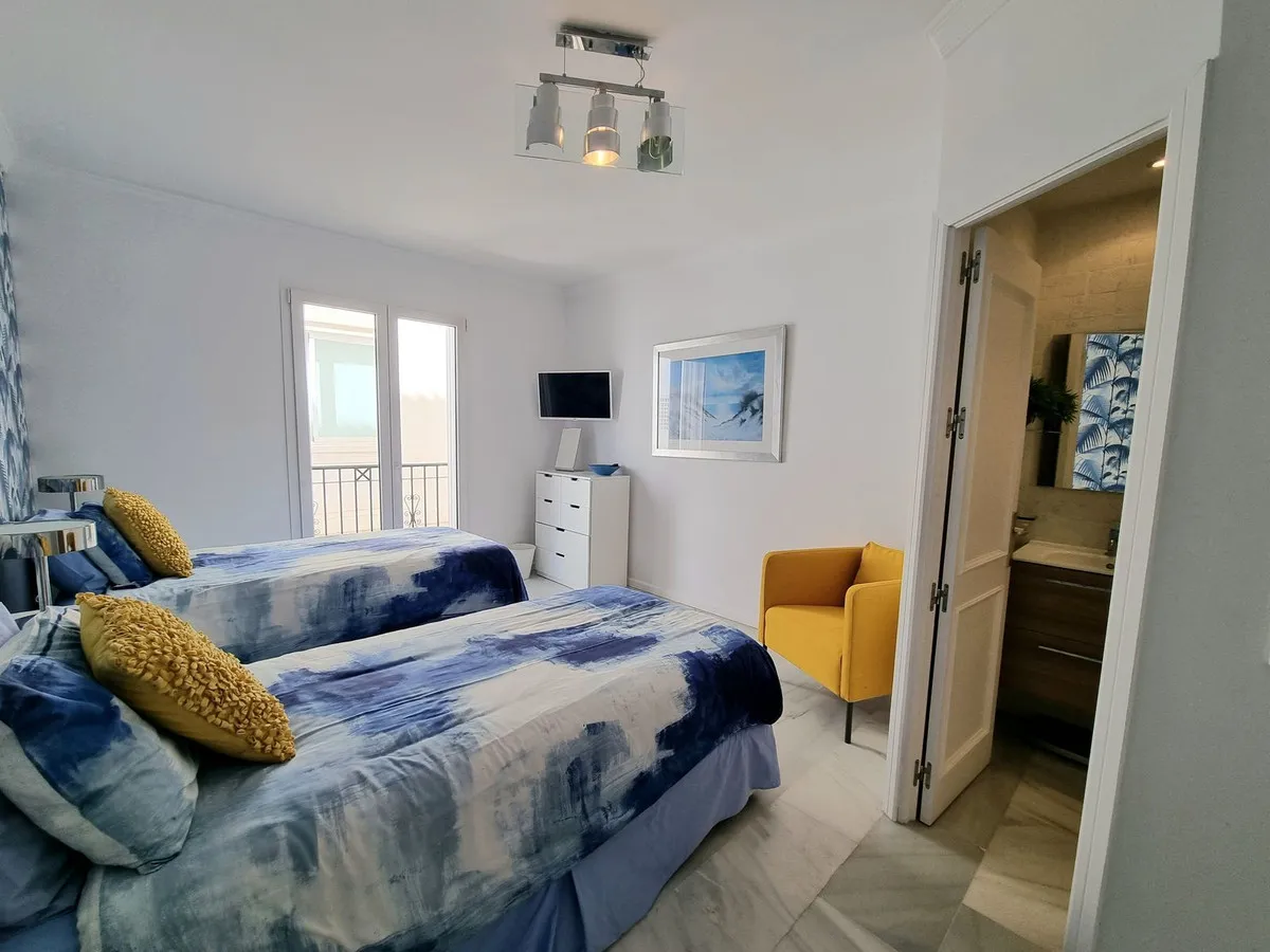 ca44fe2b-2d2f-47e5-b7d5-ba35e25e7129