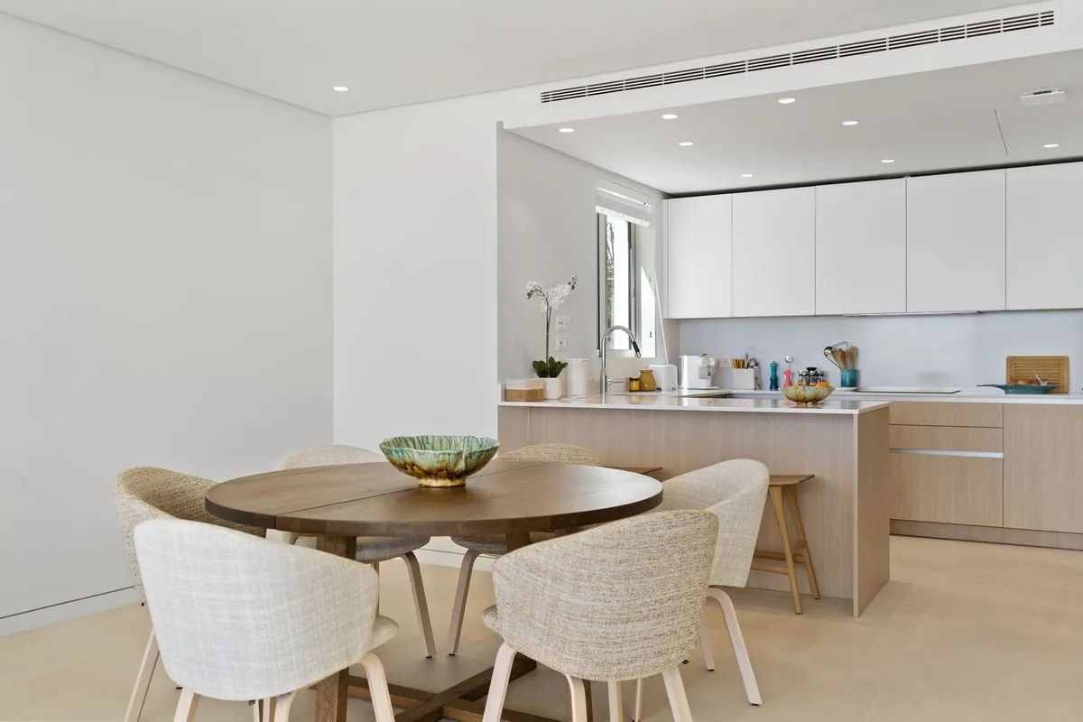 0dd3db3e-2938-4cbc-b6aa-f81d14668b1a