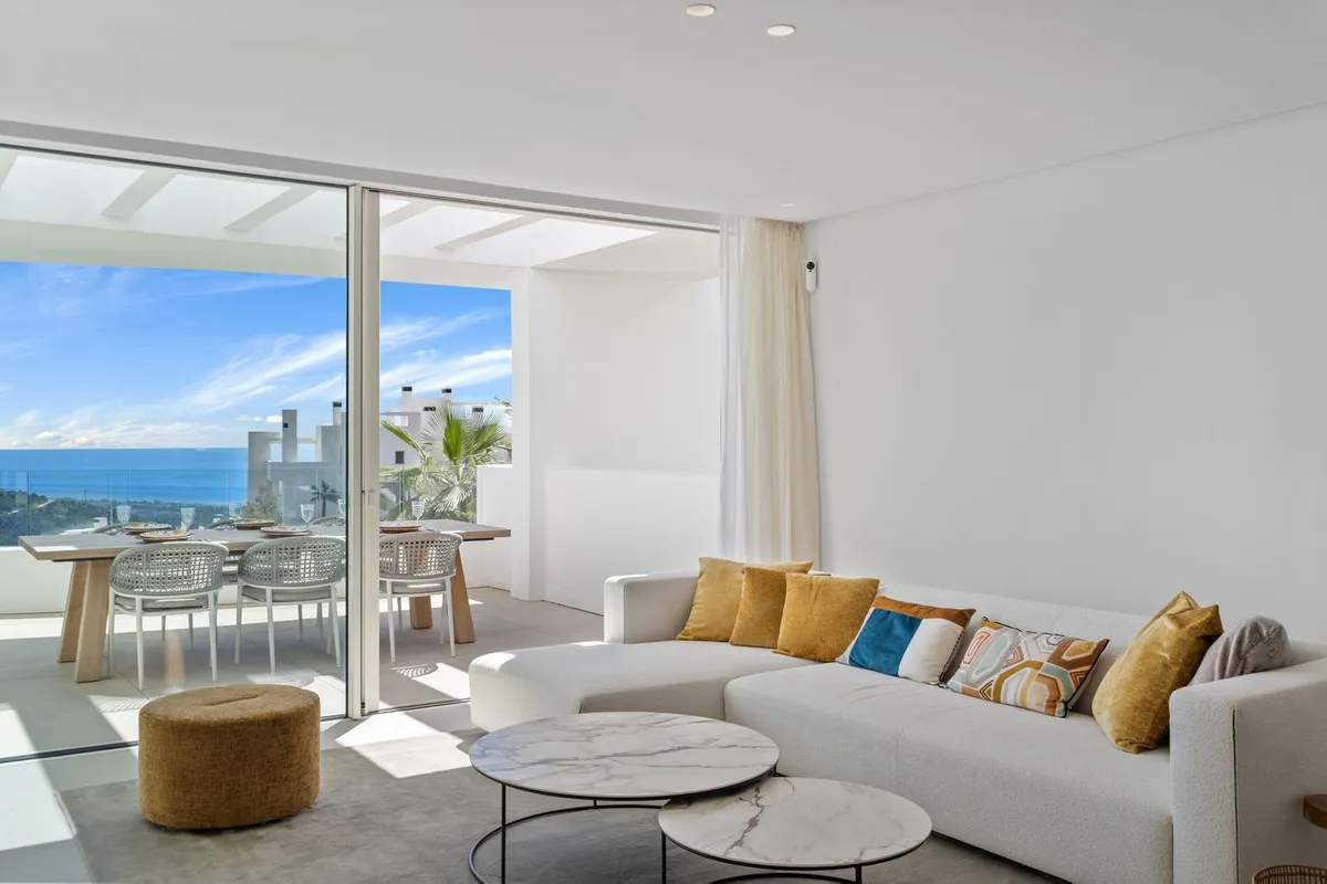 0f47eca2-cae4-4bcf-806c-f21f6420190b