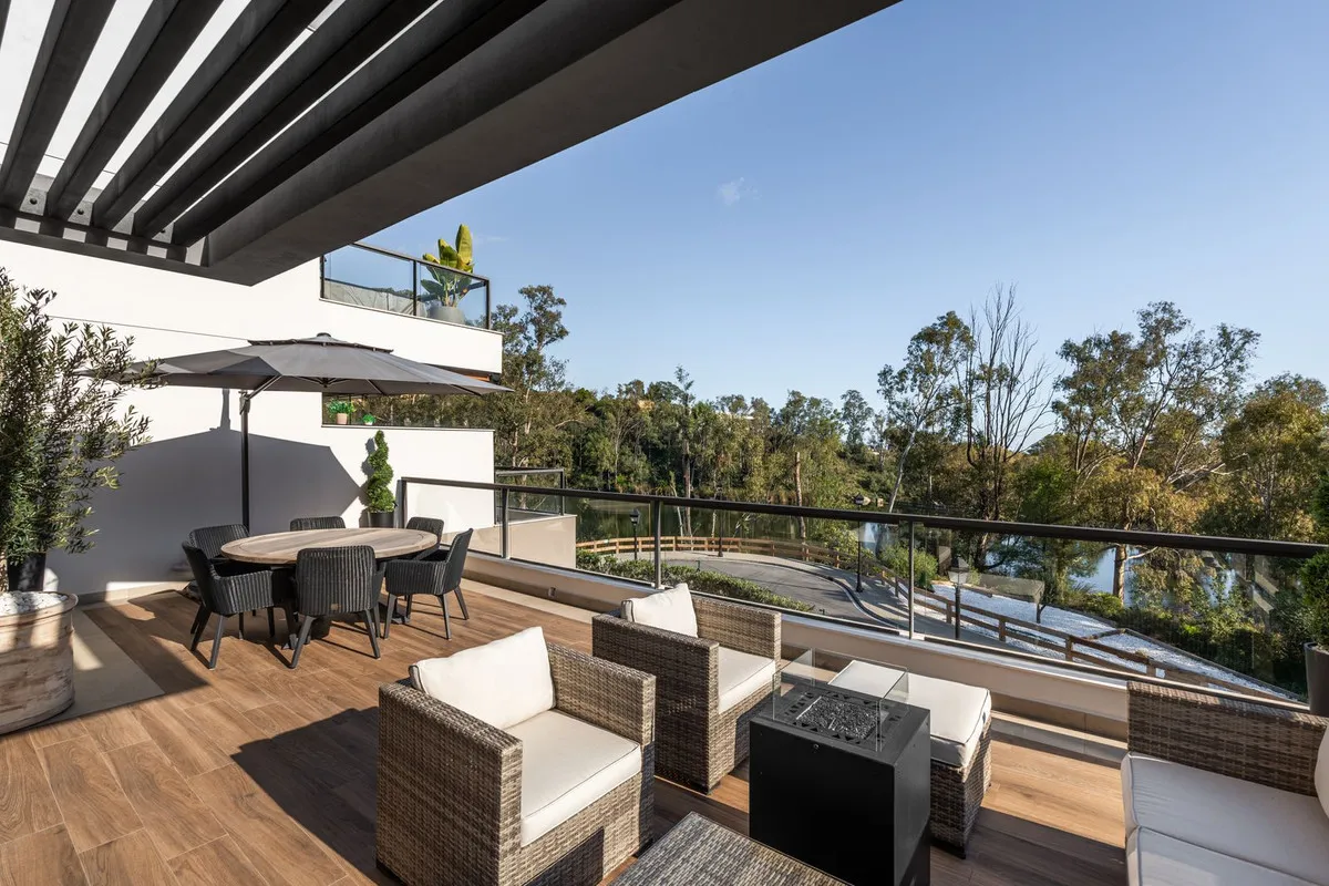 0d492dbf-d9df-4552-9cad-2c4f8505f6db