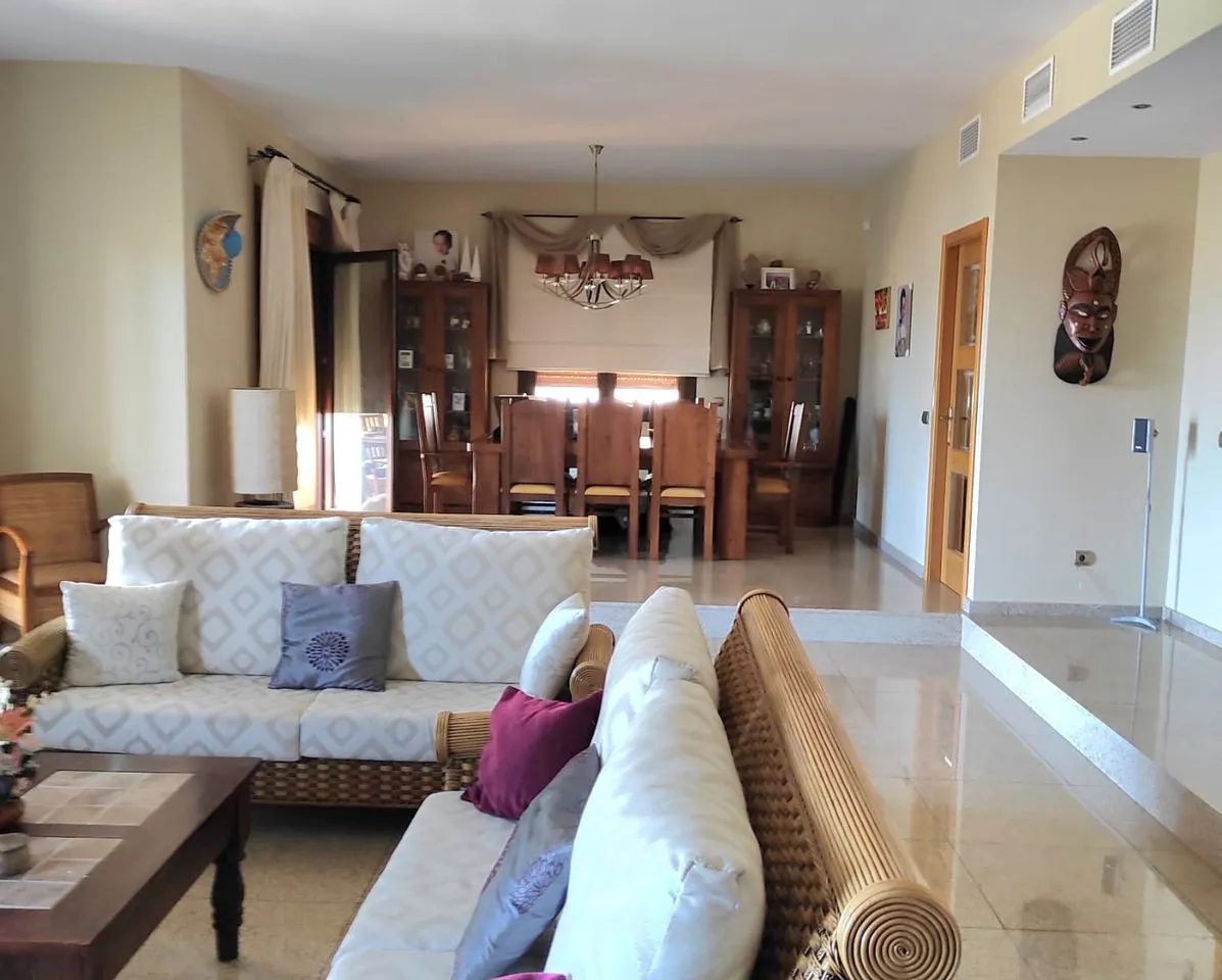 9d91c355-638b-49df-bc04-78c8d05a1158