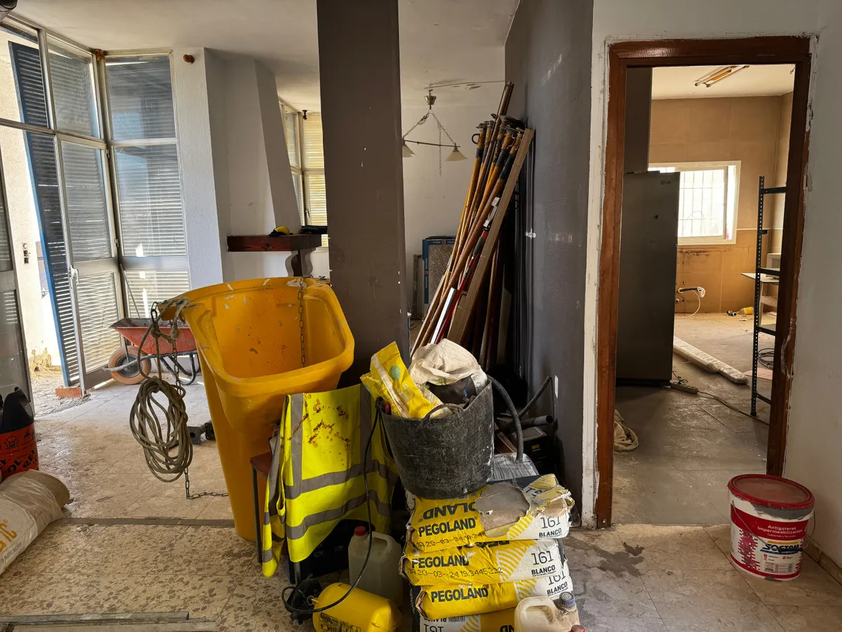 02bad783-f3fd-4f1f-bd32-009ceb589981