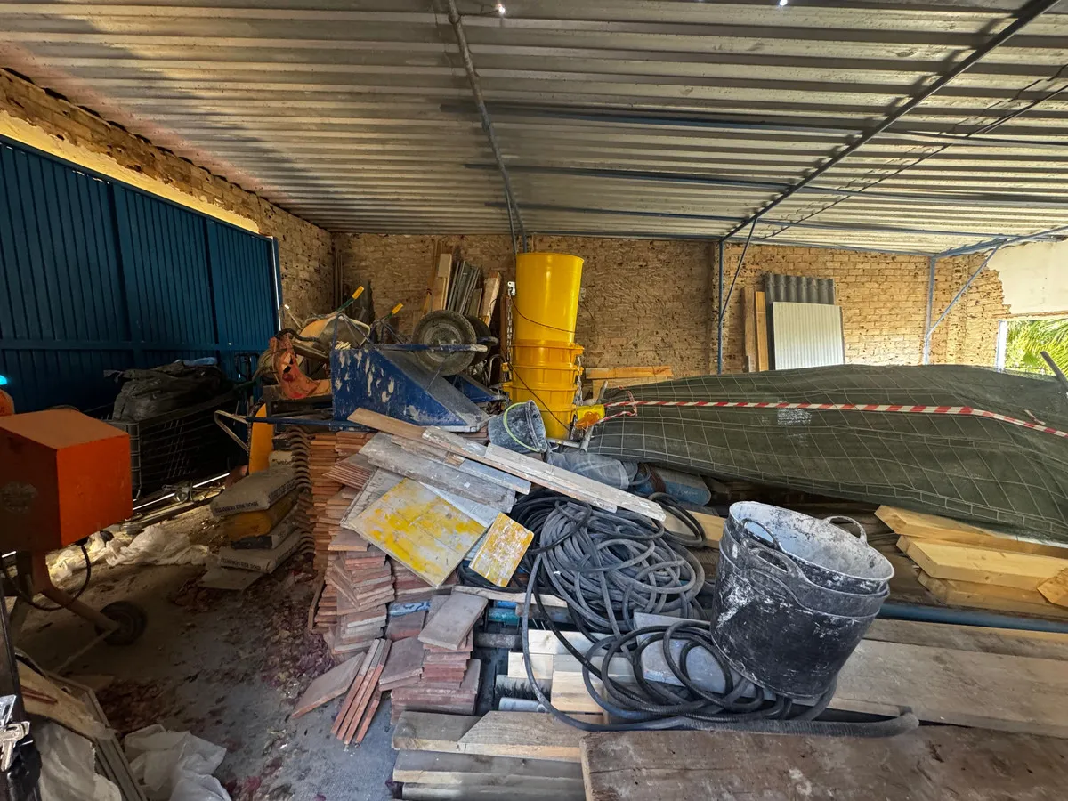 0b77c27e-1e45-43db-beb8-c34908140235