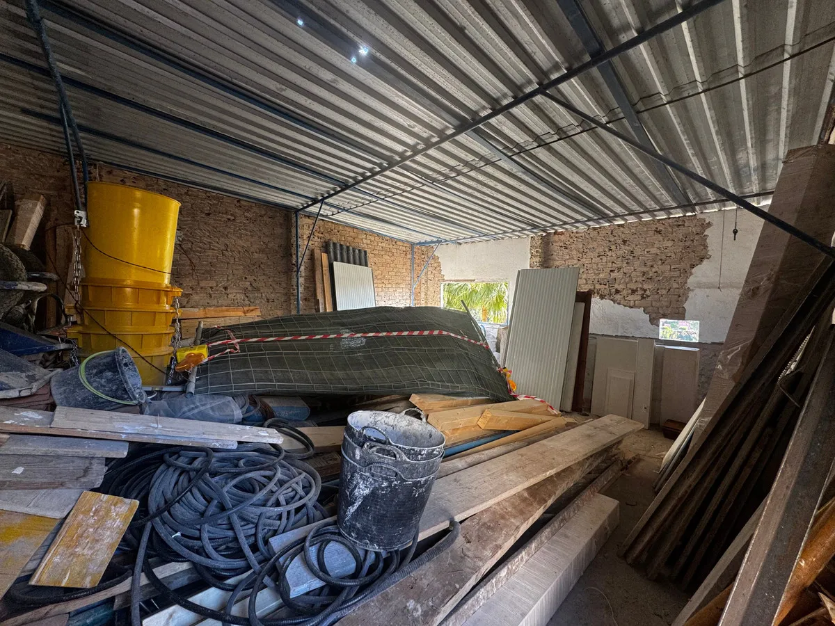 27e3d3fe-877b-4c27-9b93-9c8654cbd3af