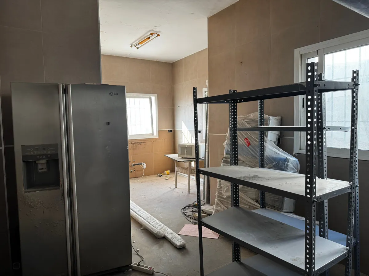 81f2d782-a3cd-46e2-8c42-a68a275658ff