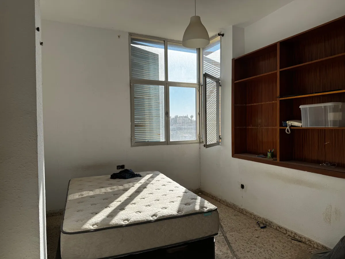 eb33ea47-1557-4102-8064-1fb8dd8814e2