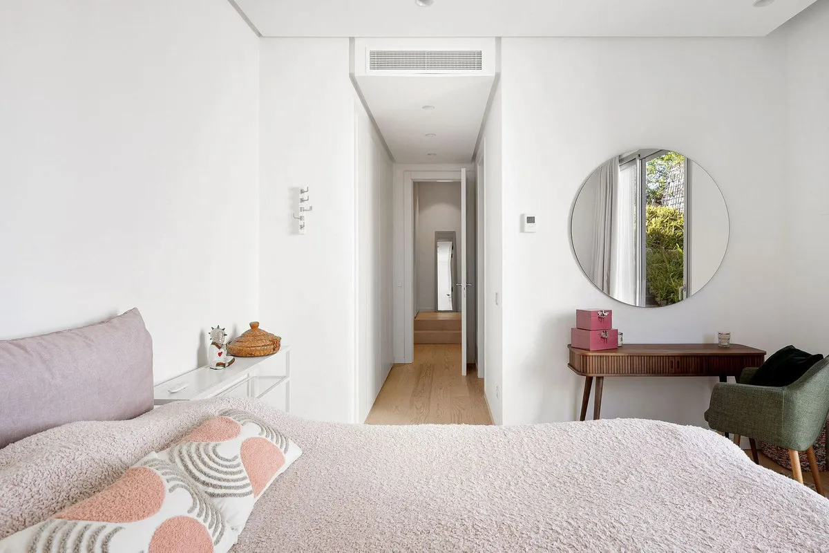 27fafc99-ba5a-41b3-87e2-7ddd37efcd00