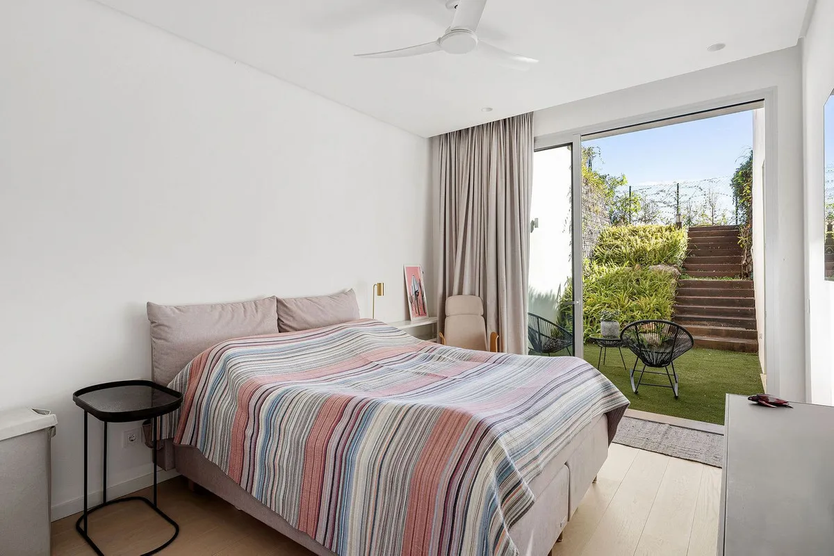 c1125f1a-7f0b-4c18-b776-f70de6ab242b