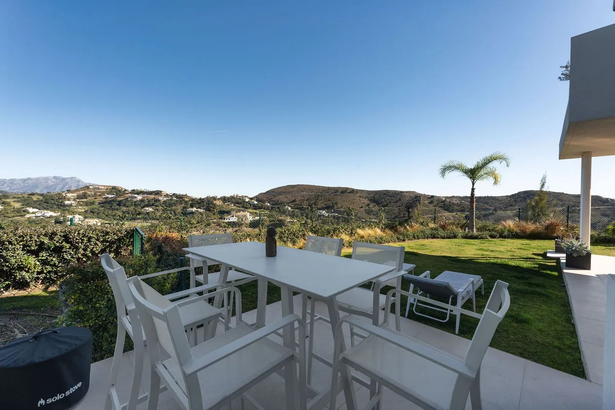 fd8037a3-482a-4ab9-acf1-e4ac8df724ad