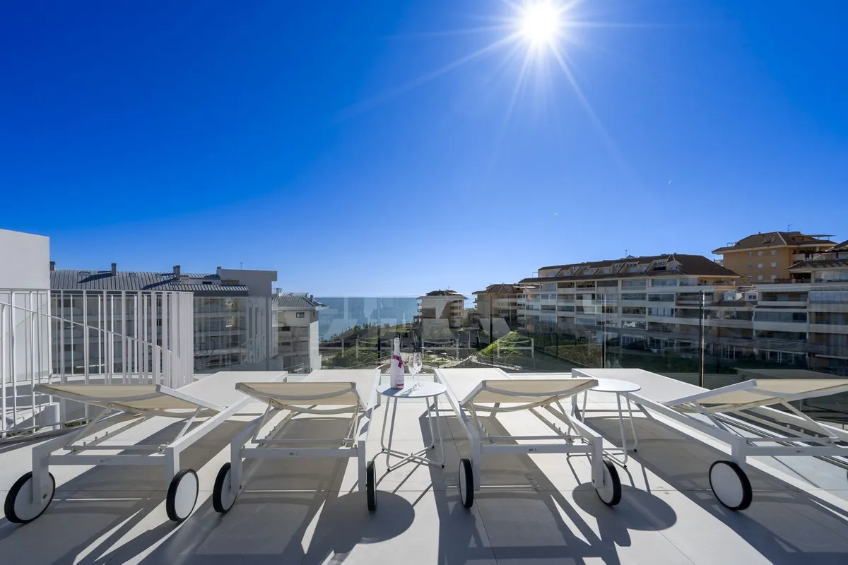 10f8792c-756e-43fa-b1d9-a4757368799c