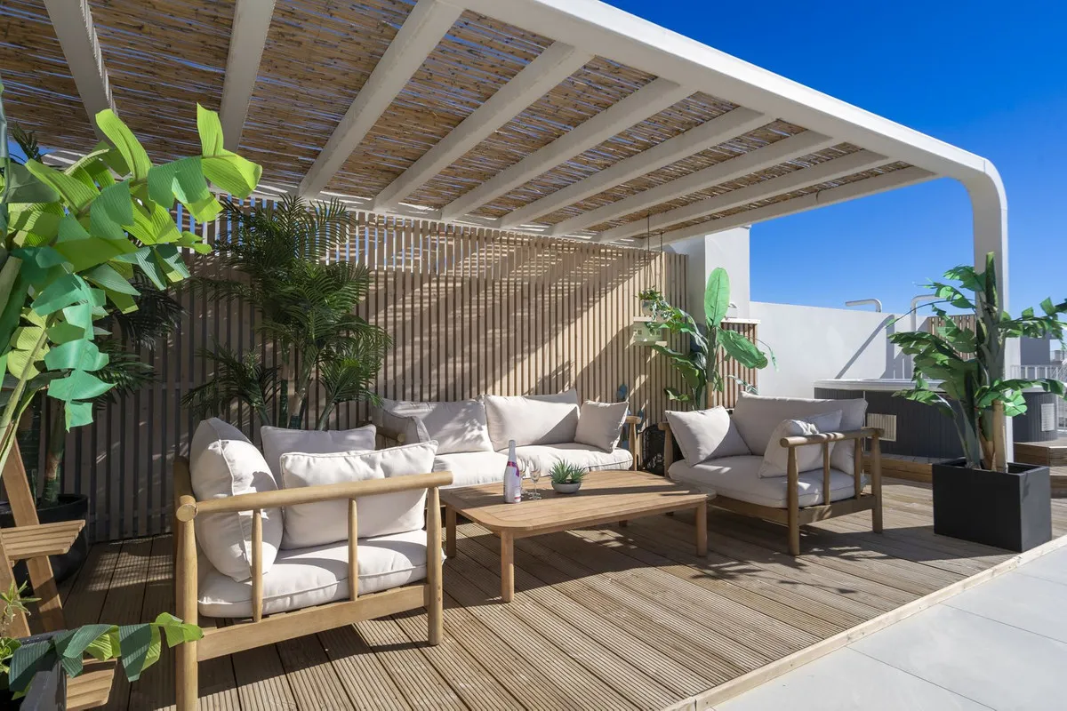 18eaec93-e1b4-4f6b-a358-7ef24a2744f2