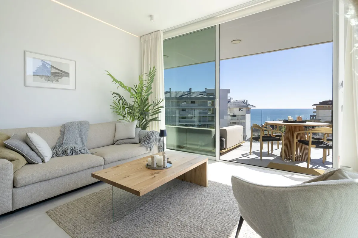 845618d6-e917-49c5-abab-9be014e1d669