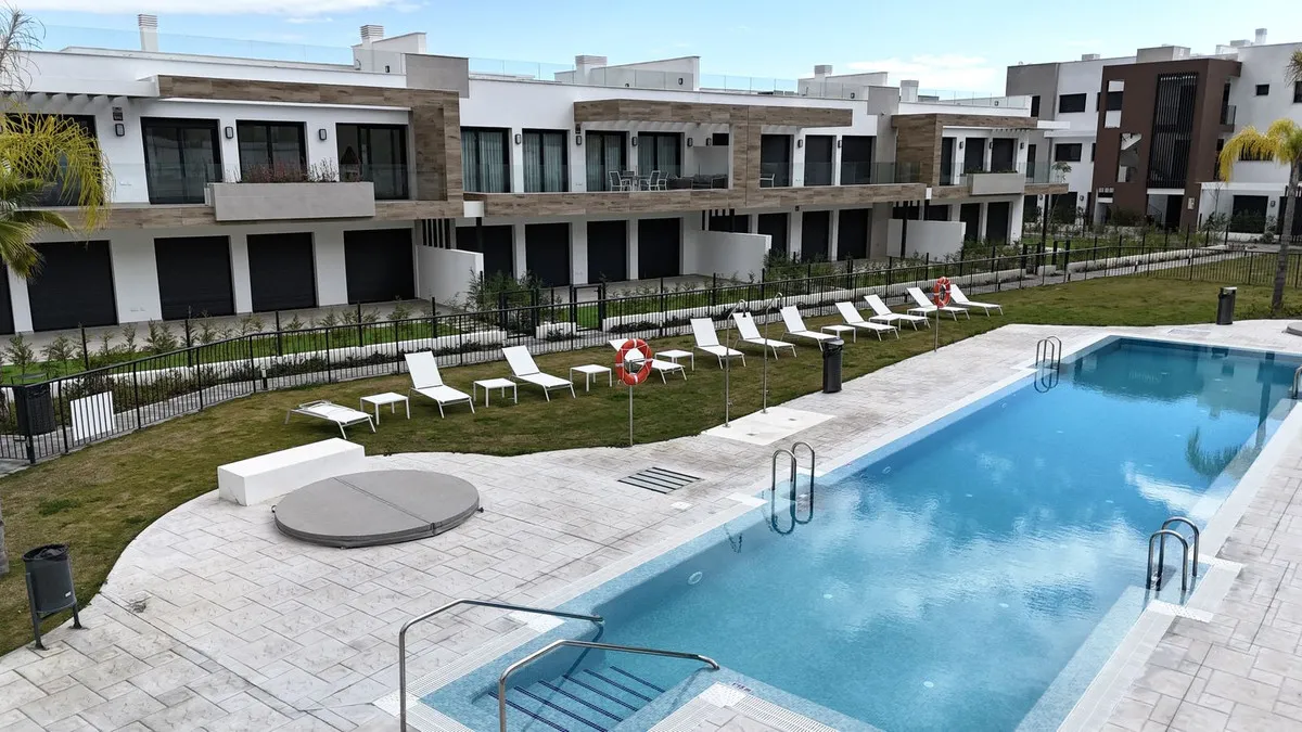 3b7122a0-058a-4828-b99f-2efb4f14f6c2