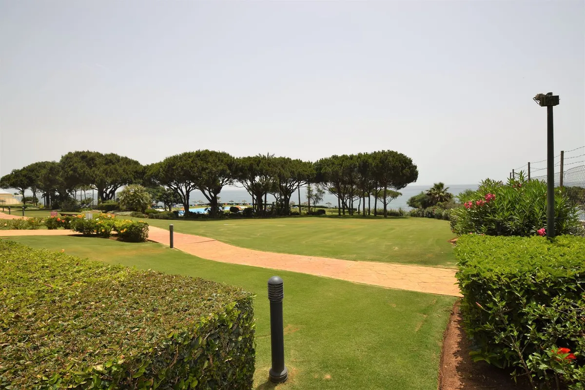 31dfb6ba-2c36-4f45-811f-6c68c9d60eb5