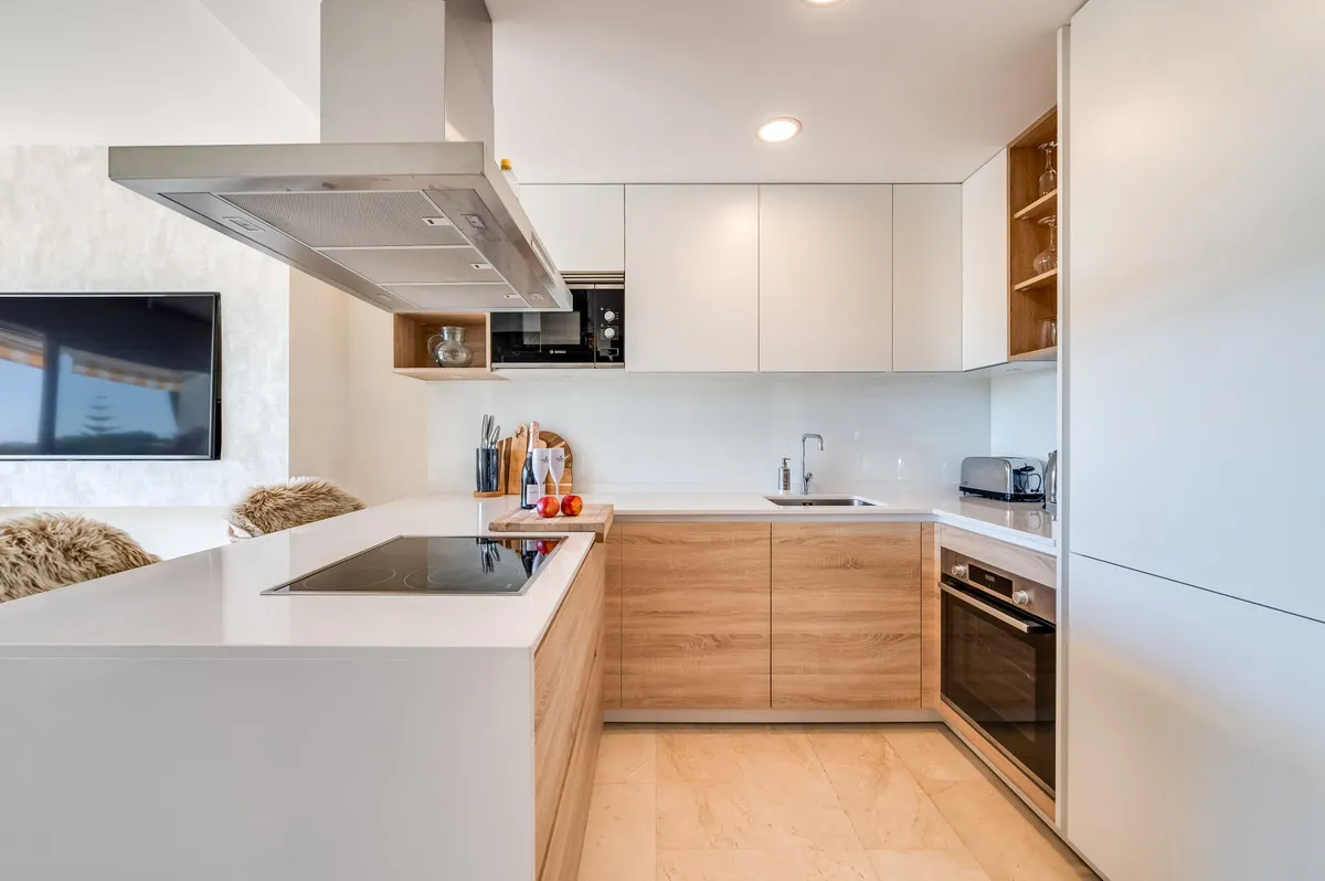 1f749c15-3d71-4a1f-a298-07f00ef9a790