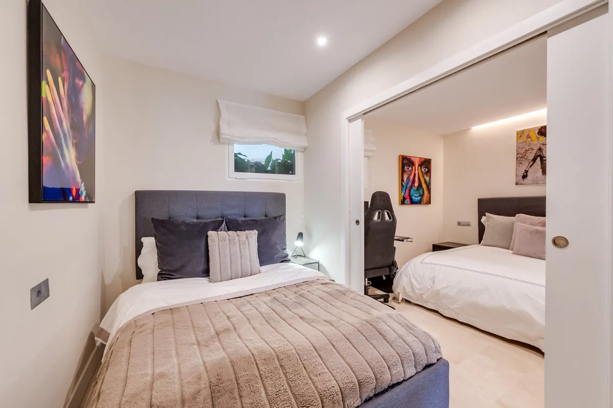 35345240-d30f-4290-92d0-1437655a74d9