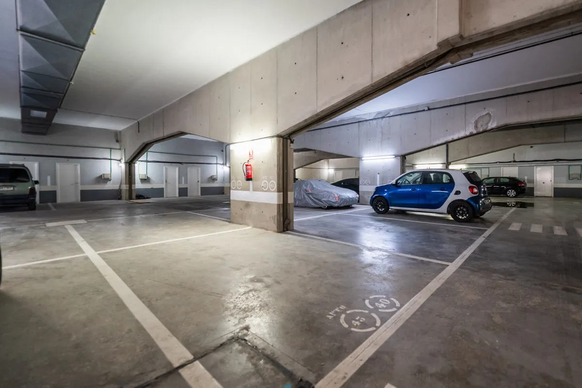 e46365d9-a334-47a5-8f10-474c61c93c1d