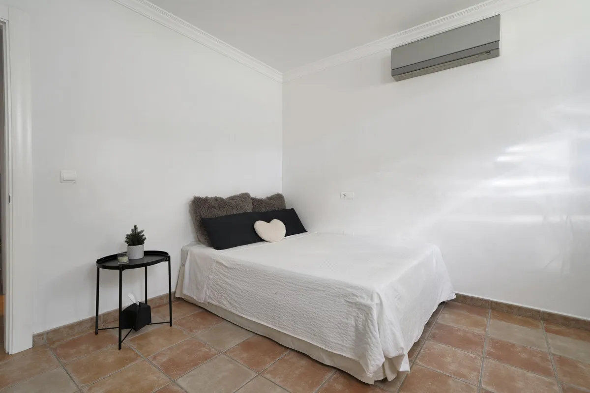 71516980-5fcd-4fdc-bbf6-00fae39caf28