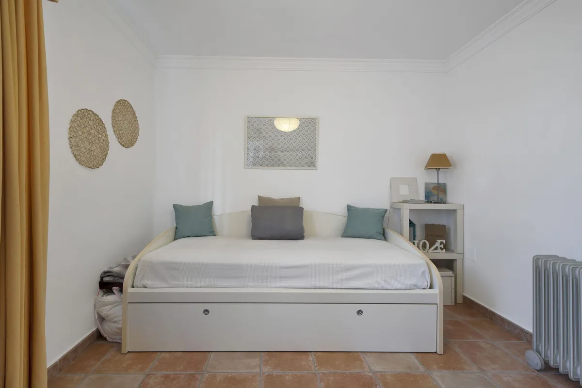 bbb39f51-c85b-4ef7-ad34-2ae862adb555